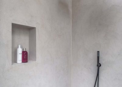 Microcement Bathroom in a light grey tone. Using Forcrete Microcement