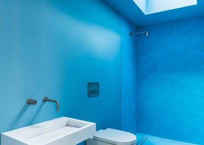 Microcement Bathroom in a rich blue tone. Using Forcrete Microcement
